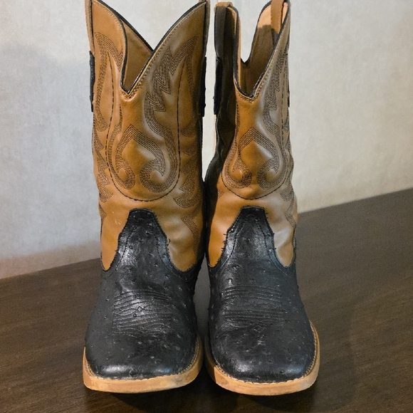 Roper Other - Black and Tan Western Cowboy Boots